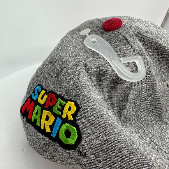 Super Mario 2018 Nintendo Gray and Red Snap Back Hat 115665 - Picture 6 of 11